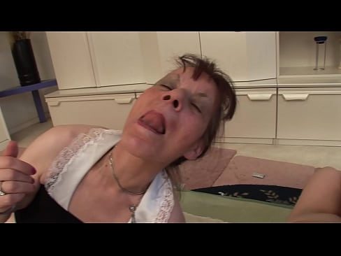 ❤️ Divām vecmāmiņām un vectētiņam ir sekss trijatā ☑ Domātais porno pie porno lv.dewporn.ru ️❤