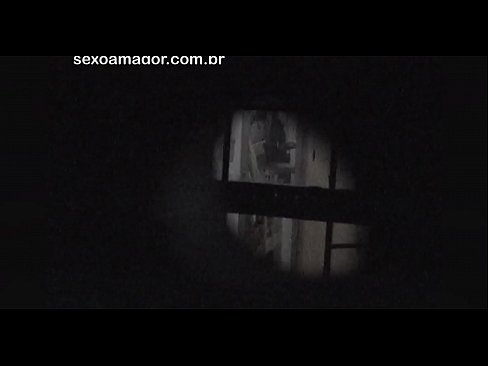 ❤️ Blondīnīte tiek slepeni filmēta ar kaimiņu vuajeru, kurš slēpjas aiz dobiem ķieģeļiem ☑ Domātais porno pie porno lv.dewporn.ru ️❤