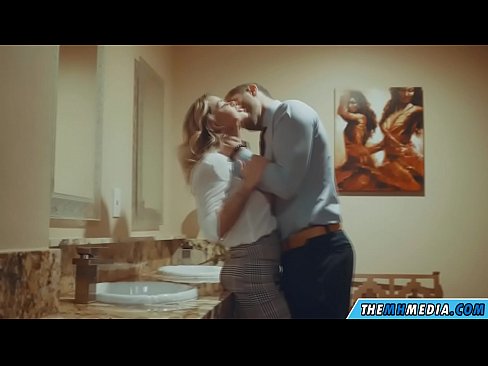 ❤️ Kad krūtiska blondīne pavedina tevi publiskā tualetē ☑ Domātais porno pie porno lv.dewporn.ru ️❤